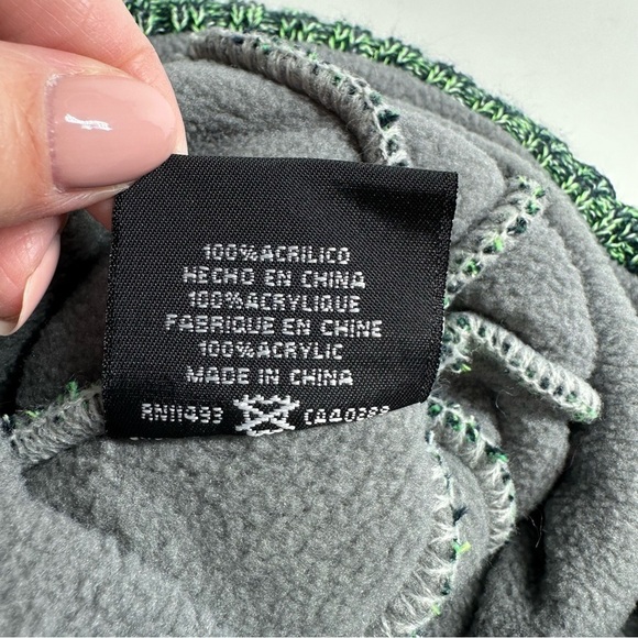 Seattle Seahawks Fan Lot New Era Beanie Hat 2015 Playoff 12th Man Scarf Unisex - Picture 6 of 12